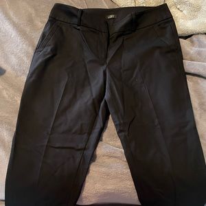 Loft - style Julie Skinny size 10 in black